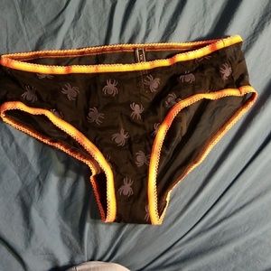 NWOT Victoria's secret panties